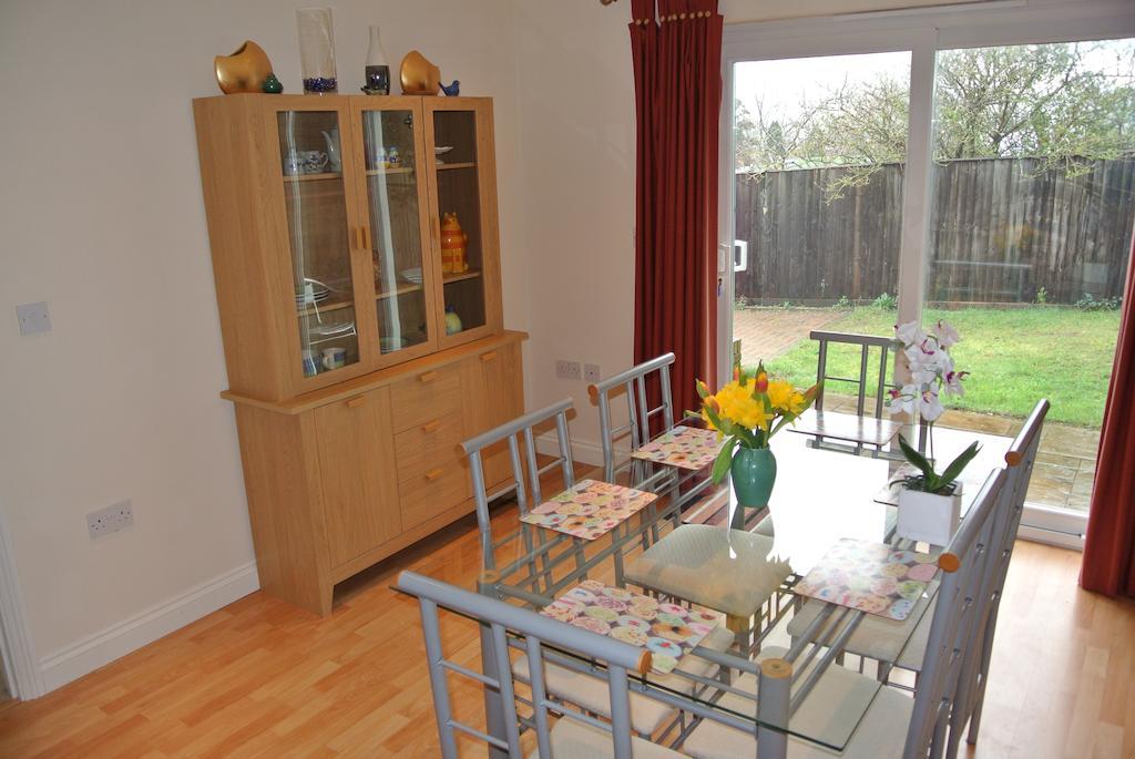 Bramley Cottage 샌다운 객실 사진